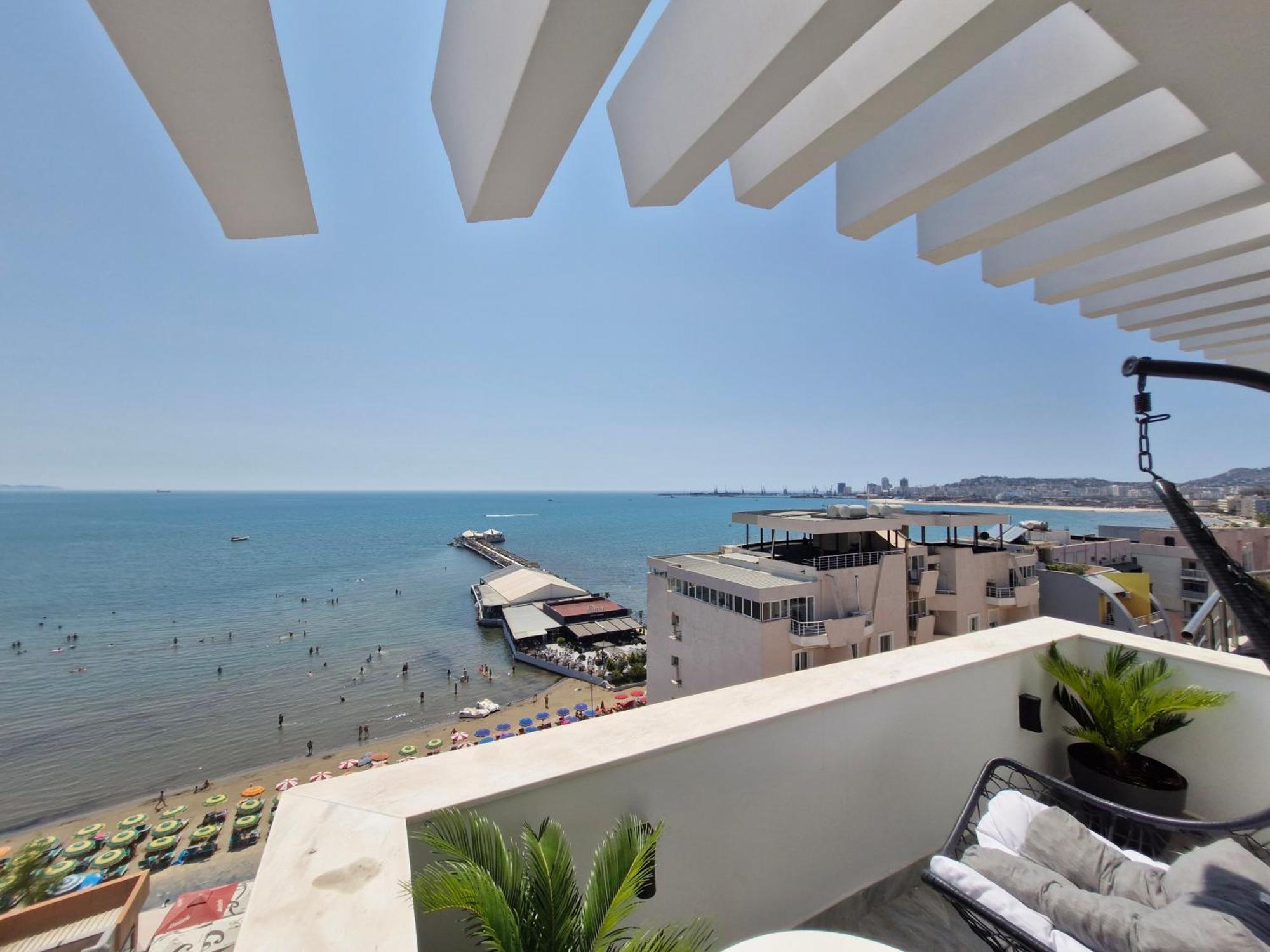 Luxury Penthouse Villa Durres Exterior photo